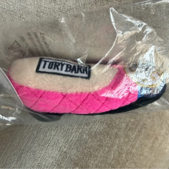 Haute Diggity Dog NWT! “Tory Bark” Dog Shoe Toy 👠🐾 - Picture 2 of 6